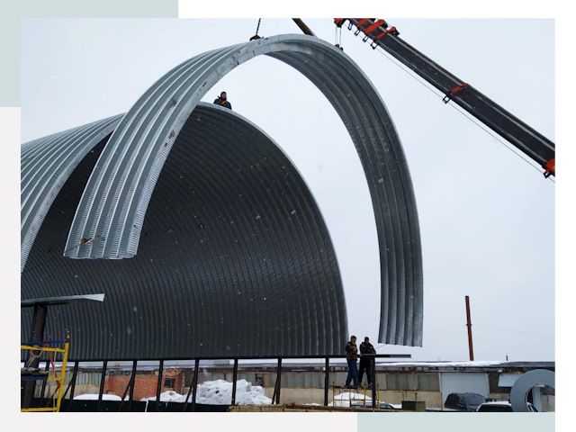 Полукруглые ангары в Горно-Алтайске